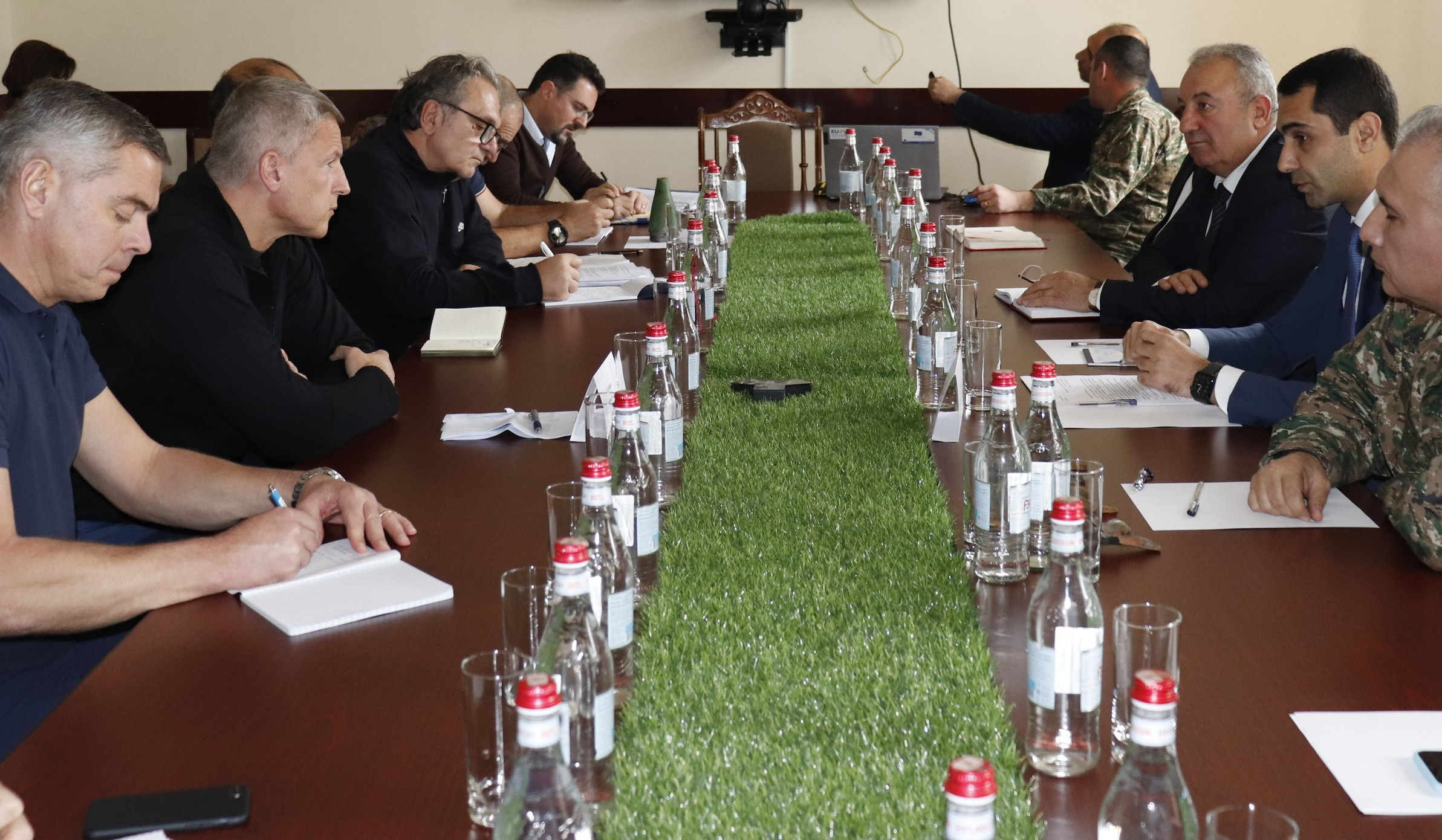 Губернатор Гегаркуникской области принял представителей миссии ОБСЕ по сбору фактов