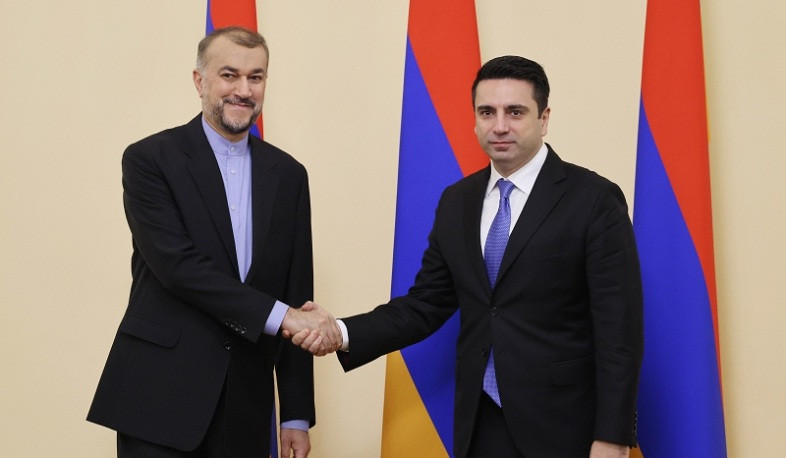 Iran supports sustainable development of region: meeting of Speaker of Armenia’s Parliament and Minister of Foreign Affairs of Iran took place