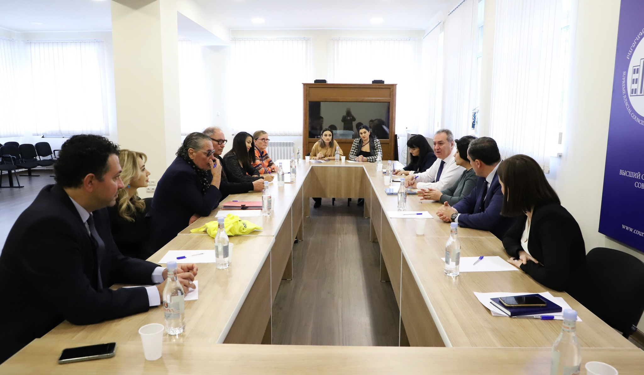 ԲԴԽ անդամներն ու Ֆրանսիայից ժամանած փաստաբանները քննարկել են դատավորների գերծանրաբեռնվածության խնդիրը