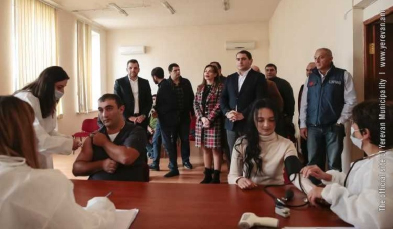 Երևանի շտապբուժօգնության ծառայության անձնակազմը պատվաստվում է գրիպի դեմ. պատվաստվել է նաև փոխքաղաքապետ Գևորգ Սիմոնյանը