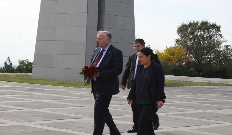 US State Department Director for Caucasus Affairs visited Armenian Genocide Memorial