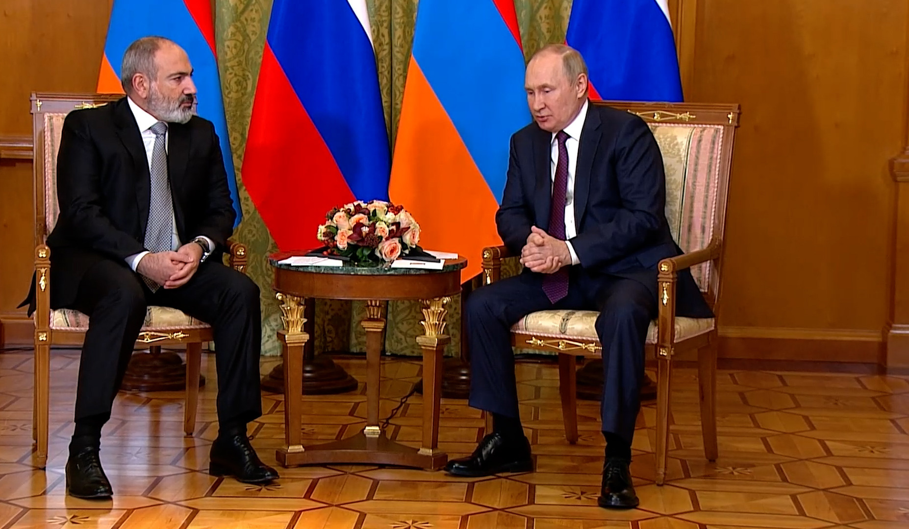В Сочи стартовала встреча Премьер-министра РА с Президентом Российской Федерации