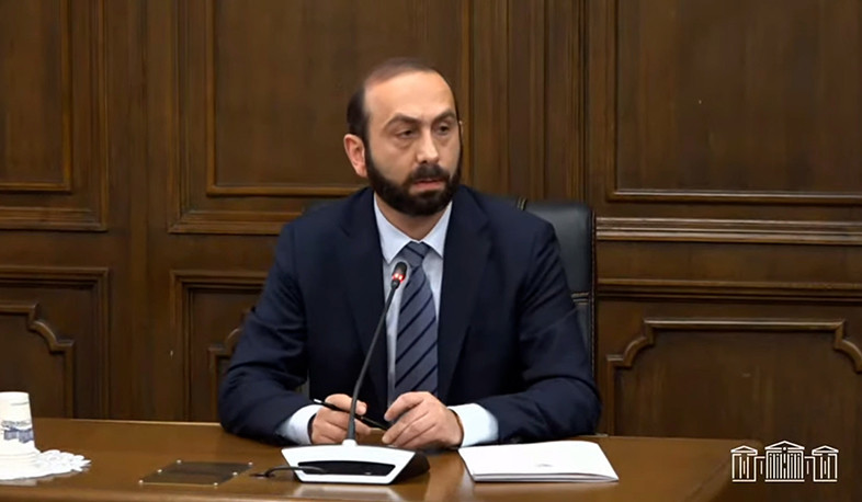 Biz Uruqvayda səfirlik və Təbriz şəhərində Baş konsulluq açmağı planlaşdırırıq: Mirzoyan