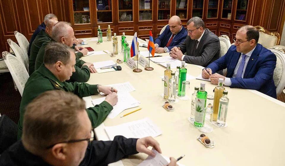Заместители министров обороны Армении и России обсудили вопросы военно-технического сотрудничества