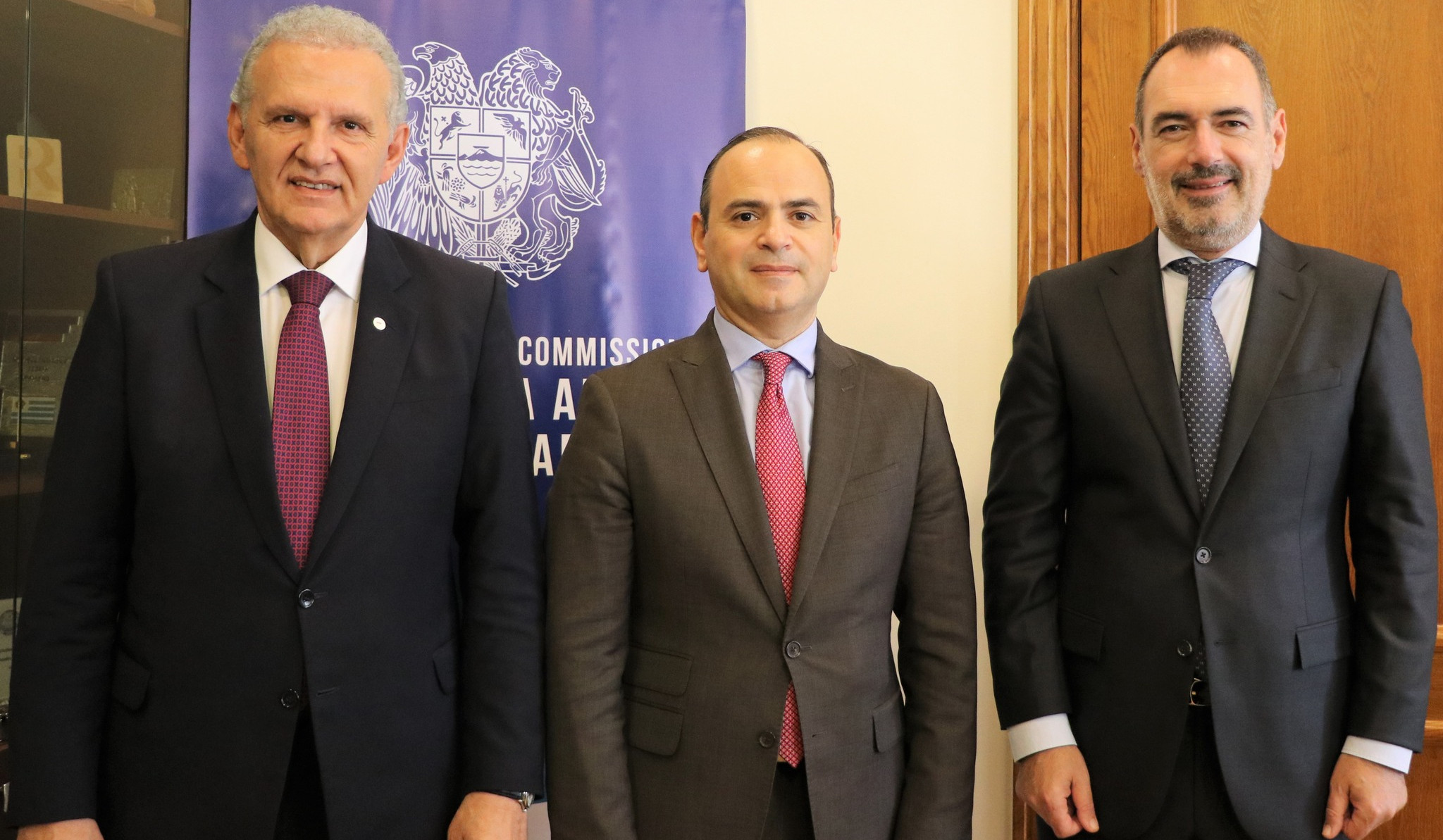 Были обсуждены вопросы, касающиеся реализации положений трехстороннего меморандума по вопросам диаспоры Армения-Греция-Кипр