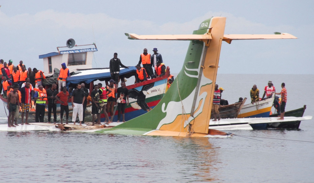 19 dead after plane crash-landing in Tanzania: Prime Minister
