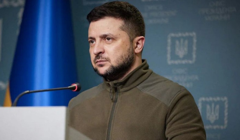 Зеленский заявил в Херсоне, что Украина готова к миру