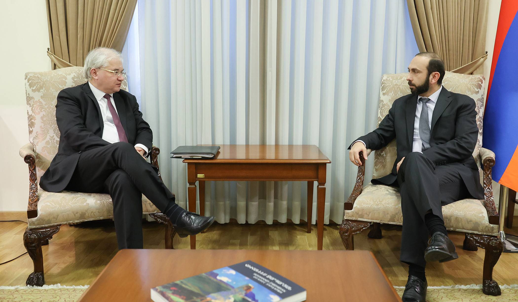 Арарат Мирзоян и Игорь Ховаев обменялись мнениями о процессе делимитации границы между Арменией и Азербайджаном