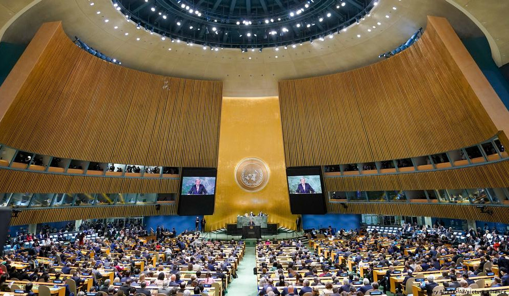 Генассамблея ООН приняла резолюцию о необходимости создания механизма компенсации ущерба, нанесенного Украине