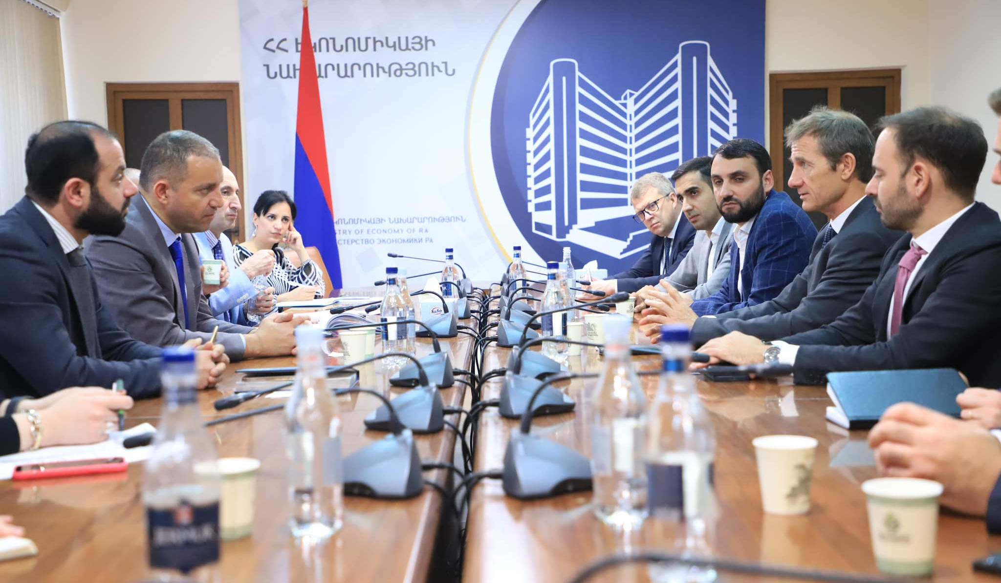 Կառավարությունը պատրաստակամ է՝ աջակցելու Shell ընկերության մուտքին հայաստանյան շուկա. Վահան Քերոբյան