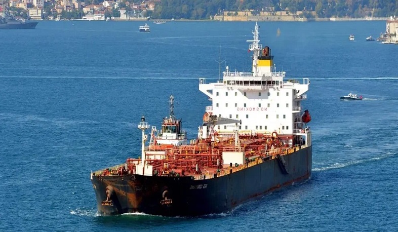 Турция с декабря вводит новое требование к танкерам с нефтью для прохода через проливы