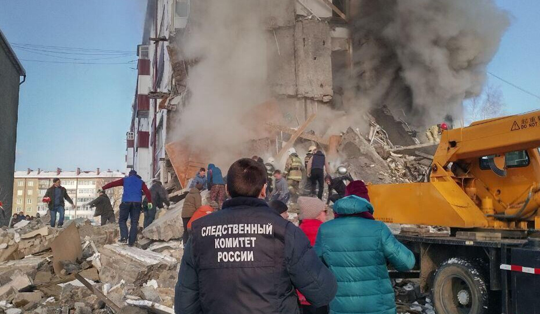 Число погибших при взрыве в доме на Сахалине возросло до девяти человек