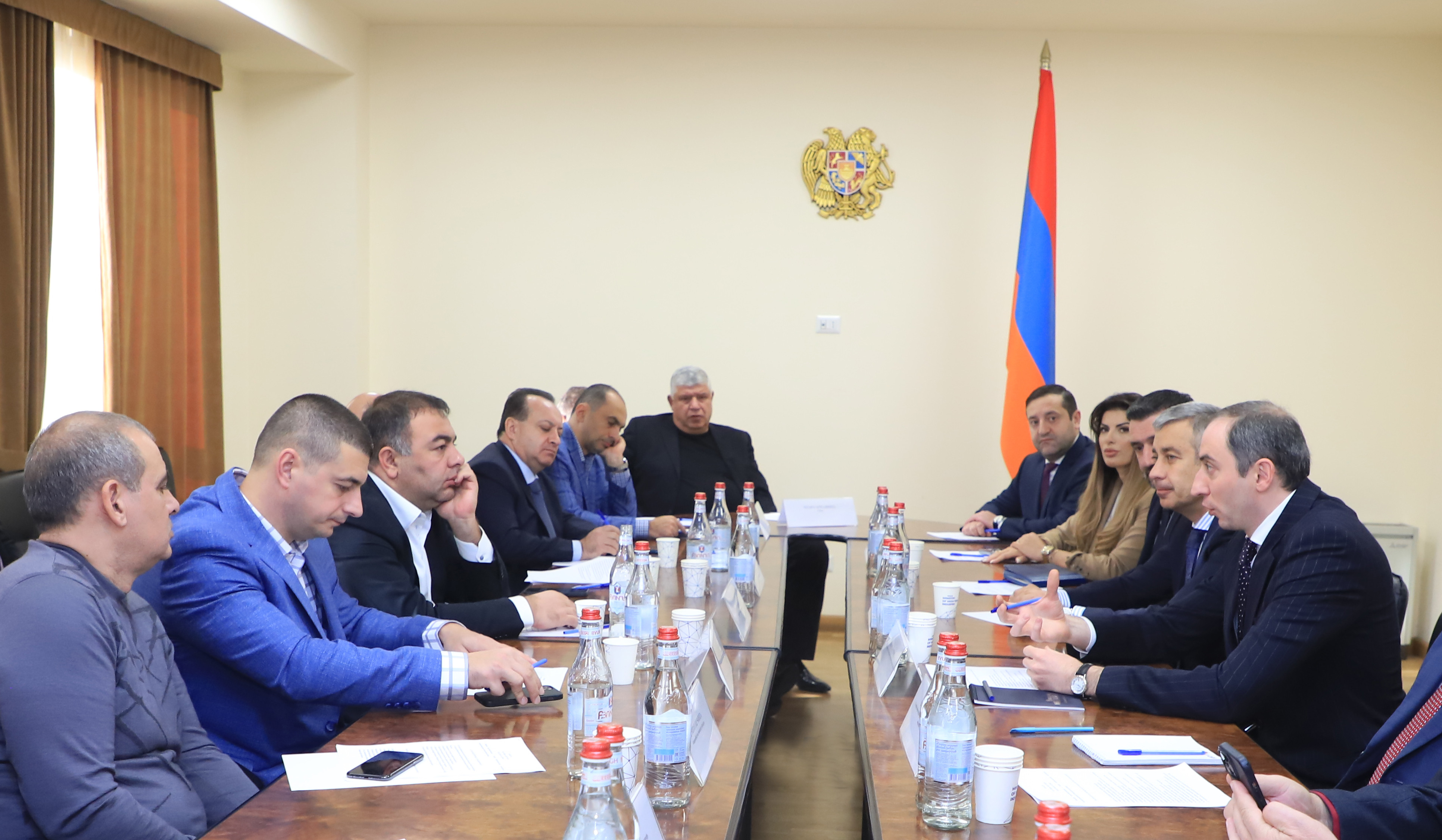 Ռոբերտ Խաչատրյանն ընդունել է ուկրաինահայ գործարարների պատվիրակությանը