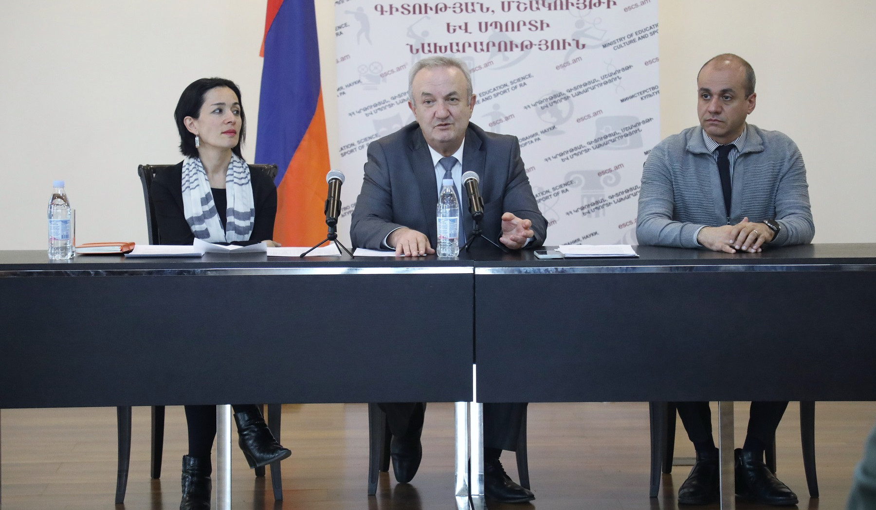 Հայ աշակերտները այս տարի 21 մեդալ են նվաճել միջազգային օլիմպիադաներում. հանդիպում ԿԳՄՍ նախարարի հետ