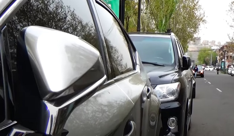 Բացահայտվել է ավտոմեքենաների կողային հայելիների գողություն կատարող խումբ. կալանավորվել է 4 անձ