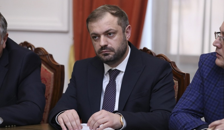 Մեր պայքարը գոյութաբանական է, մենք չենք կարող նոր ցեղասպանության ենթարկվել. Պապոյանը՝ Կանադայի դեսպանին