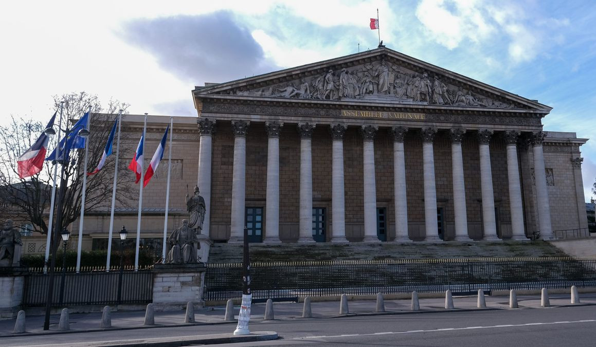 Ադրբեջանի դեմ պատժամիջոցների մասին Ֆրանսիայի խորհրդարանի բանաձևերը չեն արտացոլում Փարիզի պաշտոնական դիրքորոշումը. դիվանագետ