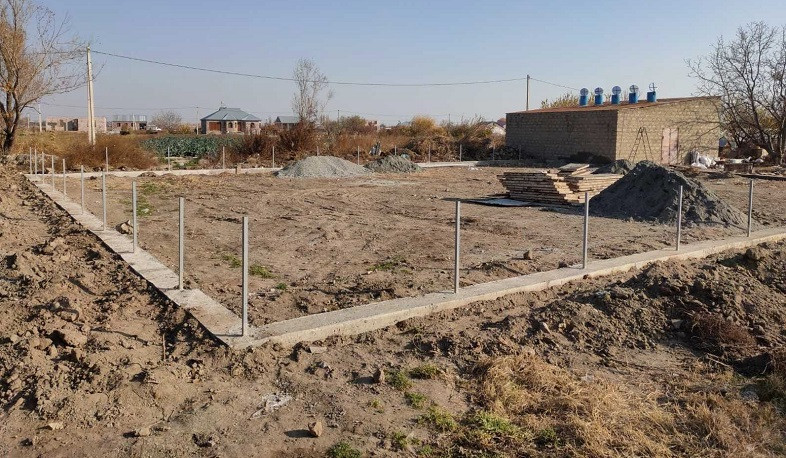 Ընթացքի մեջ են Արաքս համայնքի Ապագա բնակավայրի այգու կառուցապատման աշխատանքները
