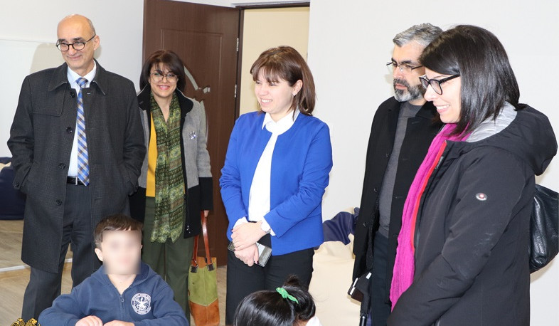 Վերանորոգման և գույքային հագեցման աշխատանքներ երեխաների ցերեկային խնամքի հինգ կենտրոնում