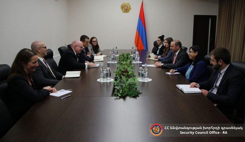 Secretary of the Security Council Armen Grigoryan receives Philip Reeker