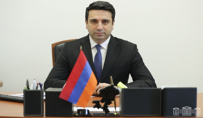 Ermənistan parlamentinin sədri Moskvaya səfər edəcək
