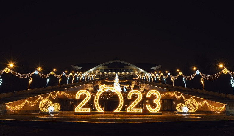 Կարմիր գորգ, հեքիաթային մյուզիքլ, տոնածառի լույսերի վառում, համերգ. «Մանկական Եվրատեսիլի» բացման արարողության մանրամասները