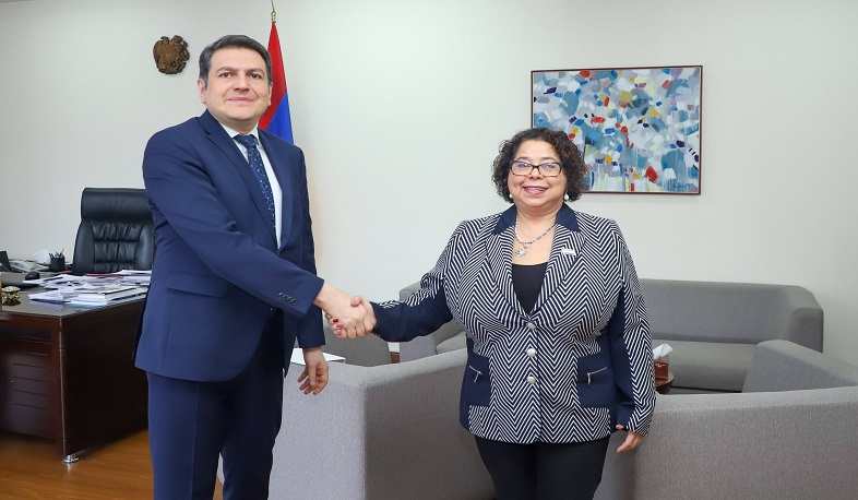 Deputy Minister of Foreign Affairs presented consequences of aggression against sovereign territory of Armenia to Ambassador of Nicaragua
