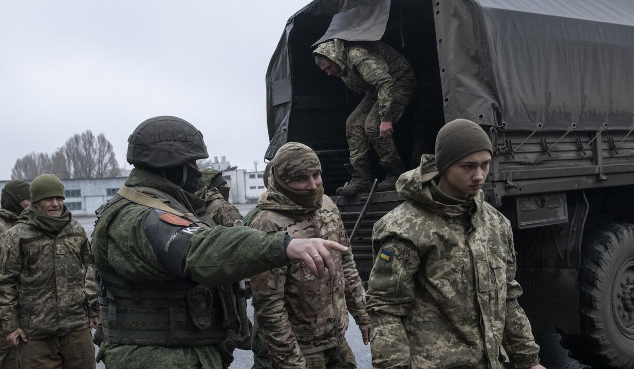 Украина и Россия обменялись пленными по формуле «60 на 60»