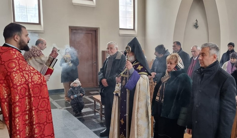 Դեսպան Կարապետյանը Կիևում մասնակցել է հոգեհանգստյան կարգի՝ ի հիշատակ ավերիչ երկրաշարժի զոհերի