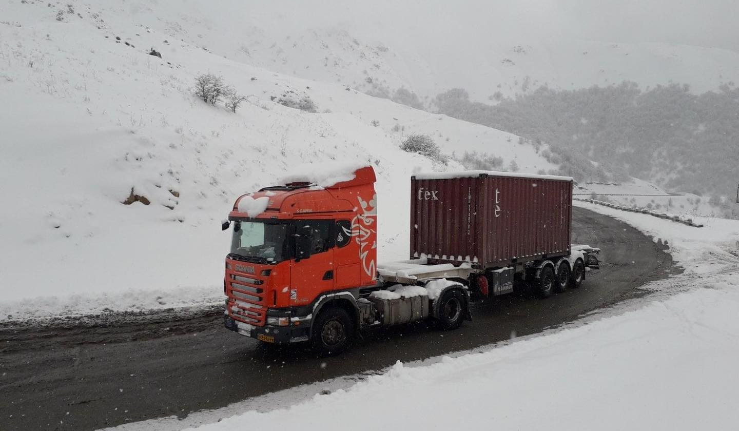 Տաթև-Աղվանի ավտոճանապարհը խցանված է տրանսպորտային միջոցների հոսքի պատճառով