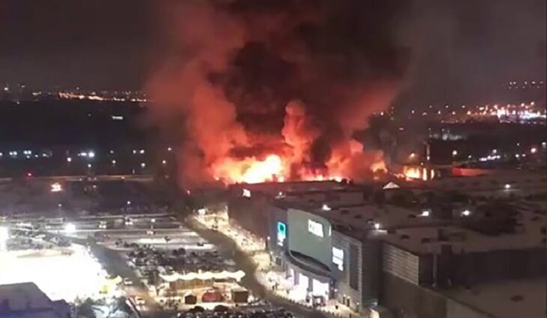 В торговом центре «Мега Химки» под Москвой произошел взрыв и пожар, есть жертвы