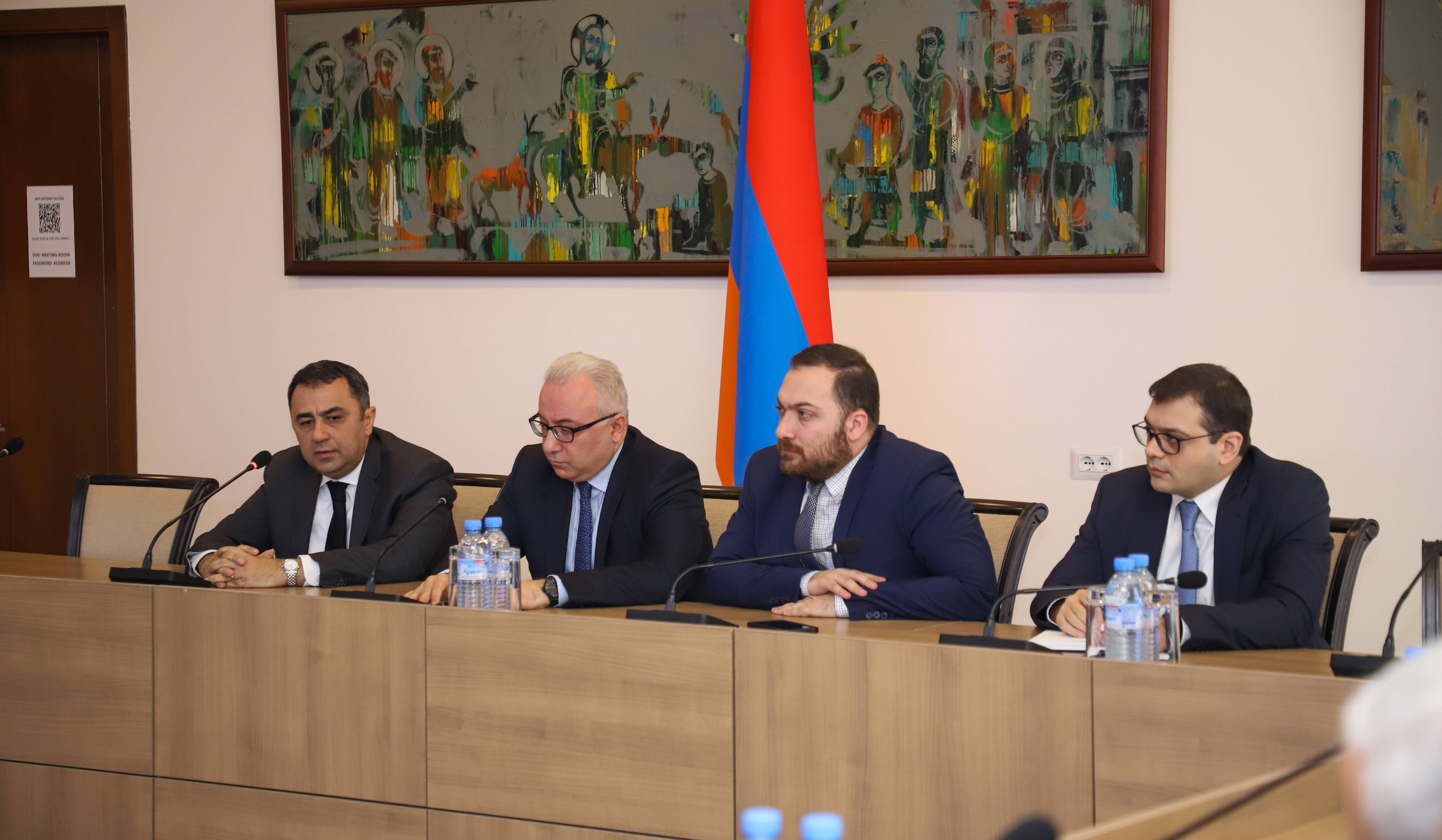 Meeting with heads of diplomatic missions accredited in Armenia and representatives of international structures
