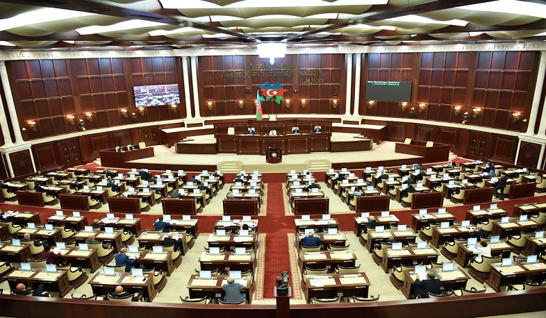 Azərbaycan parlamenti Siyasi partiyalar haqqında qalmaqallı qanunu qəbul edib