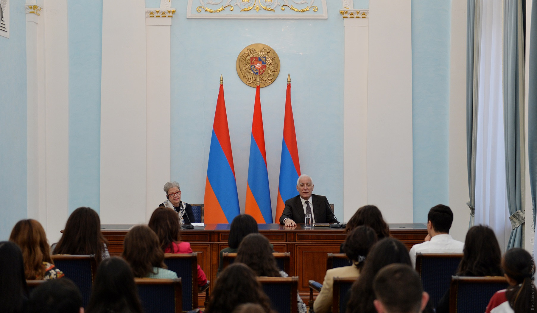 Վահագն Խաչատուրյանը հյուրընկալել է Անդրեա Վիկտորինին և «Եվրամիության երիտասարդ դեսպան» նախաձեռնության մասնակիցներին