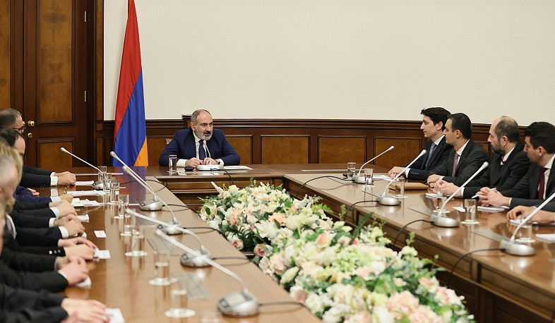 Վարչապետը Ֆինանսների նախարարության աշխատակազմին է ներկայացրել նորանշանակ նախարար Վահե Հովհաննիսյանին