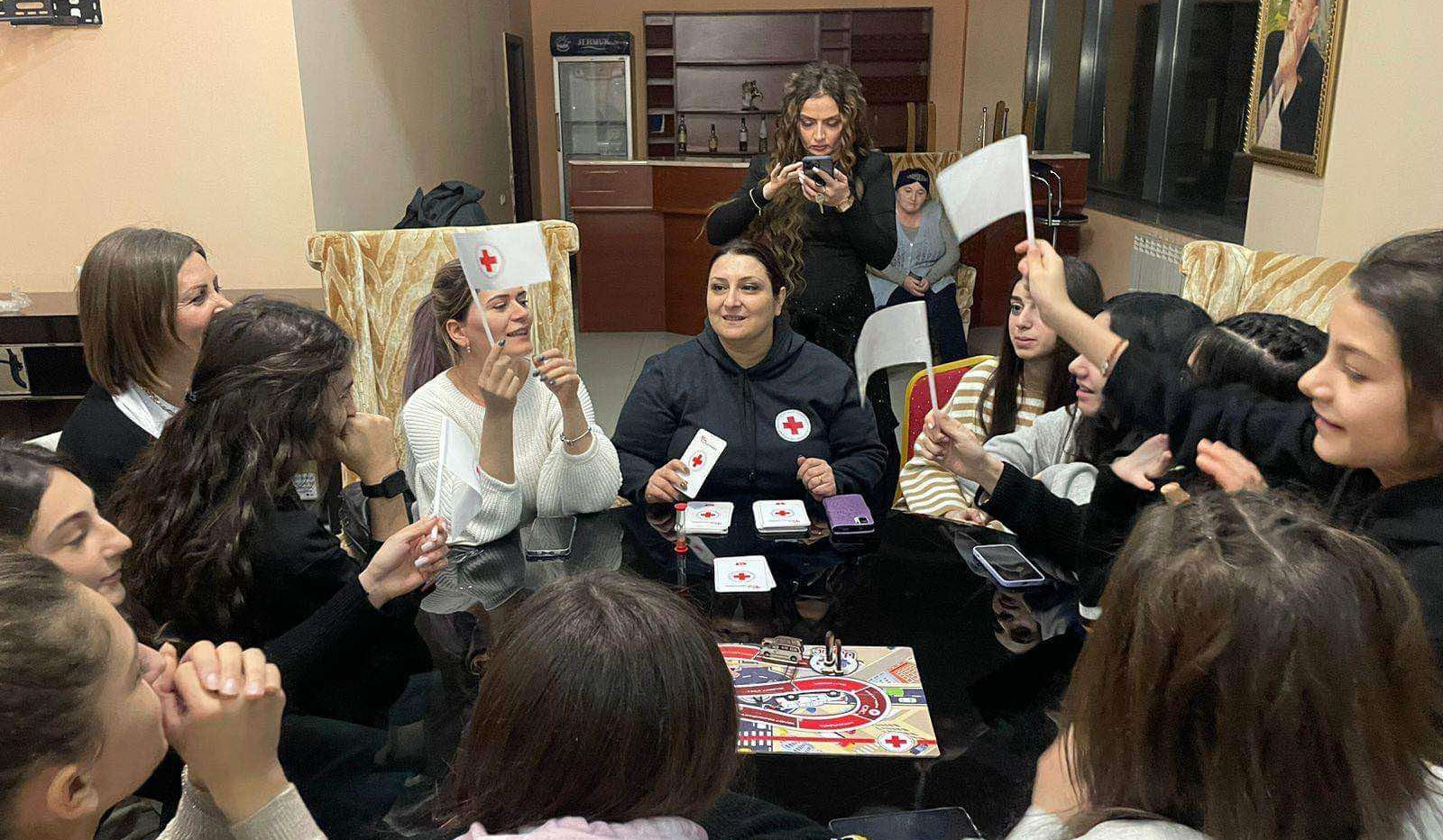 Հայկական Կարմիր խաչի ընկերությունն արձագանքում է Գորիսի հյուրատներում տեղավորված արցախցի երեխաների կարիքներին