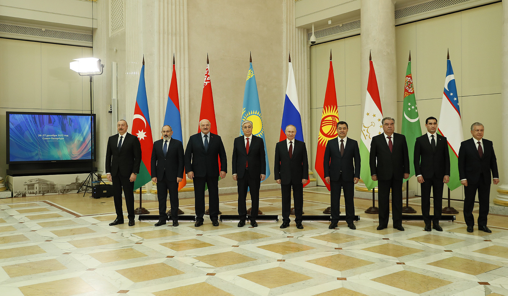 Премьер-министр РА принял участие в неформальном саммите глав государств-участников СНГ