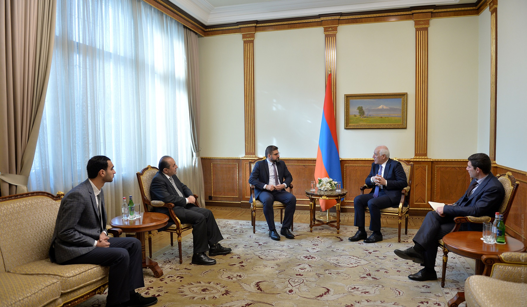 Վահագն Խաչատուրյանի և Արման Բաբաջանյանի հանդիպմանն անդրադարձ է կատարվել հումանիտար միջանցքի անխափան գործունեության վերականգնմանը