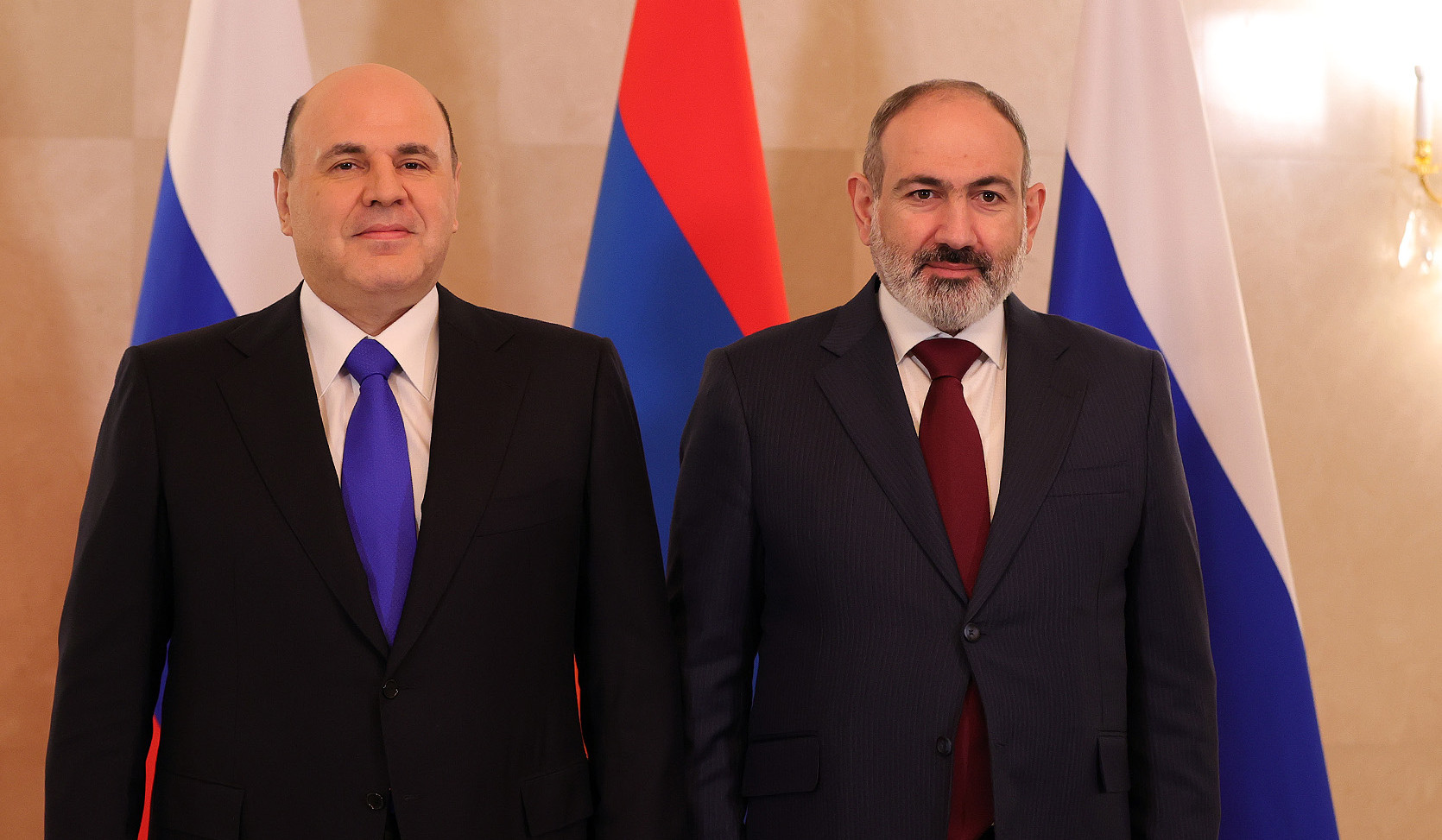 Уверен, что совместными усилиями будут созданы благоприятные условия для старта новых крупных совместных проектов: Михаил Мишустин Николу Пашиняну