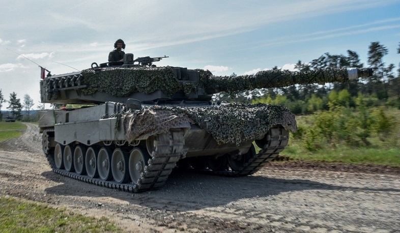 Poland plans to give Ukraine Leopard tanks as part of coalition