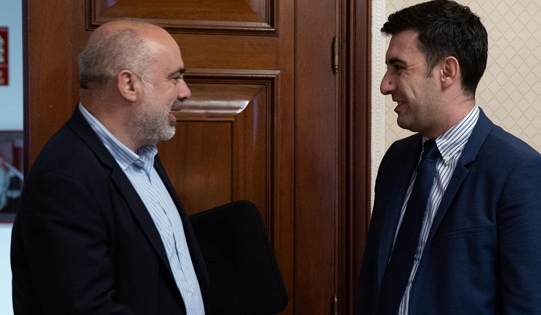 Իսպանիայում ՀՀ դեսպանը Կոնգրեսի հանձնաժողովի նախագահի հետ հանդիպմանը ընդգծել է Լաչինի միջանցքը բացելու անհրաժեշտությունը