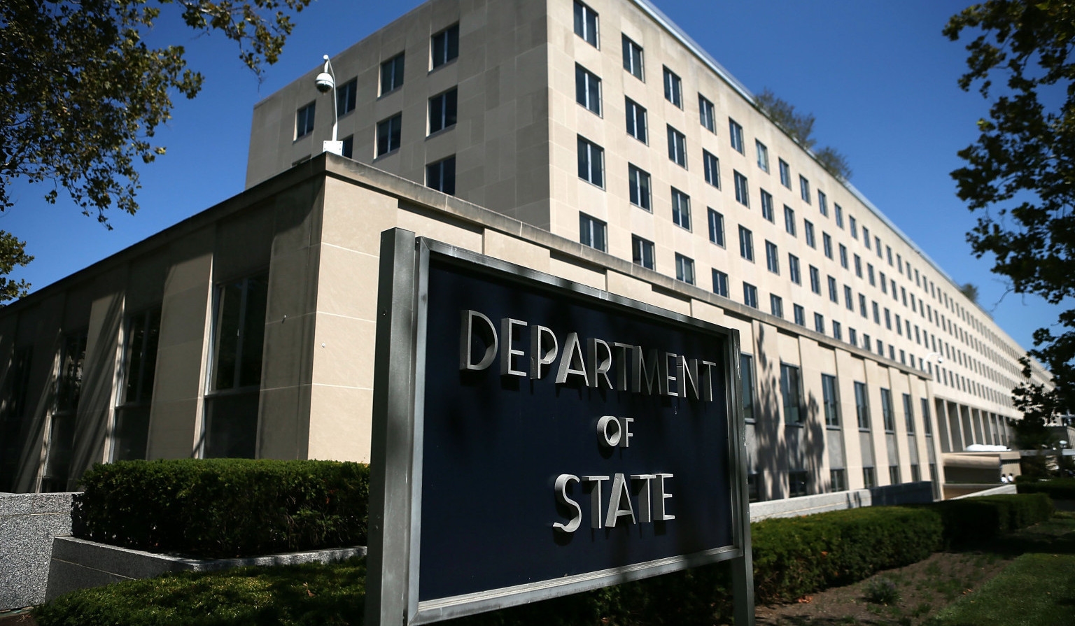 Блинкен обсудил с Пашиняном шаги по возобновлению двусторонних переговоров с Азербайджаном