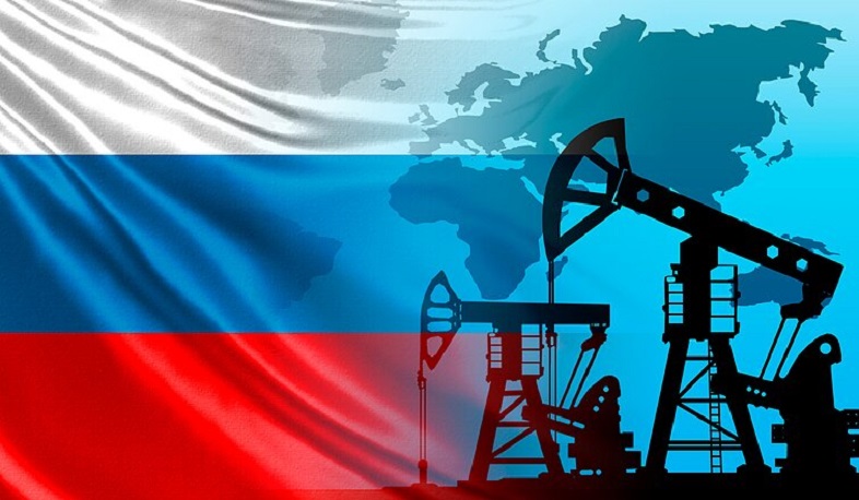 Россия нашла лазейку для поставок нефти в обход санкций: Bloomberg