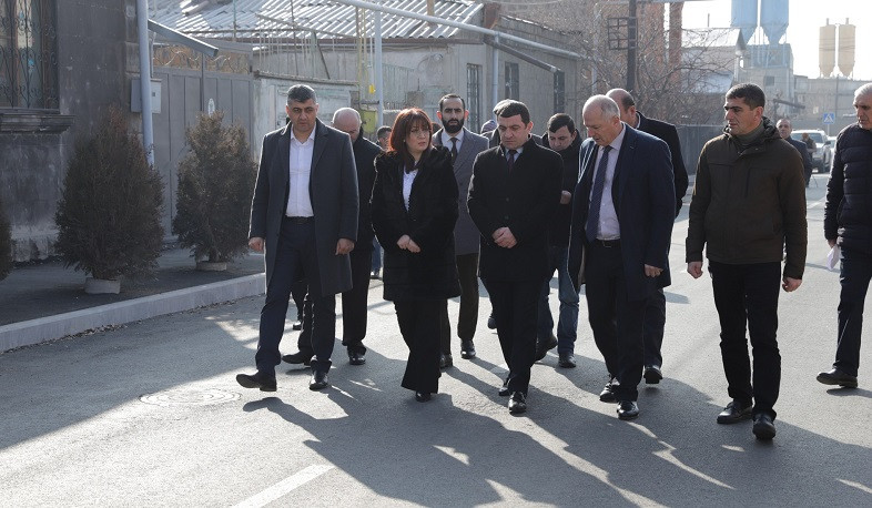 Նազելի Բաղդասարյանը շրջել է սուբվենցիոն ծրագրերով վերանորոգված փողոցներում, ներկայացրել նկատառումները