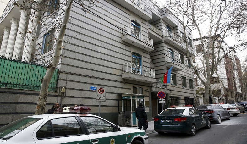 МИД Азербайджана объявил эвакуацию посольства в Иране