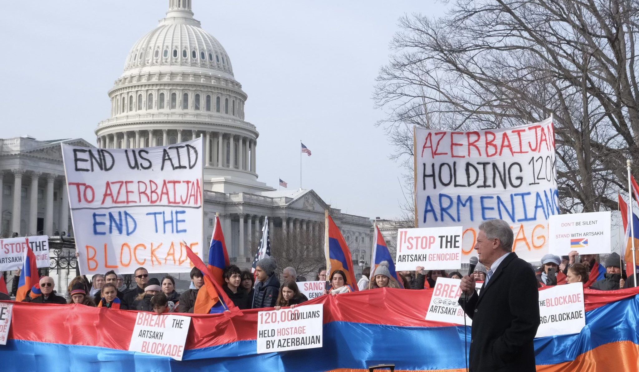 Демонстранты у Капитолия протестовали против незаконной и бесчеловечной блокады Азербайджаном Лачинского коридора: Паллоне