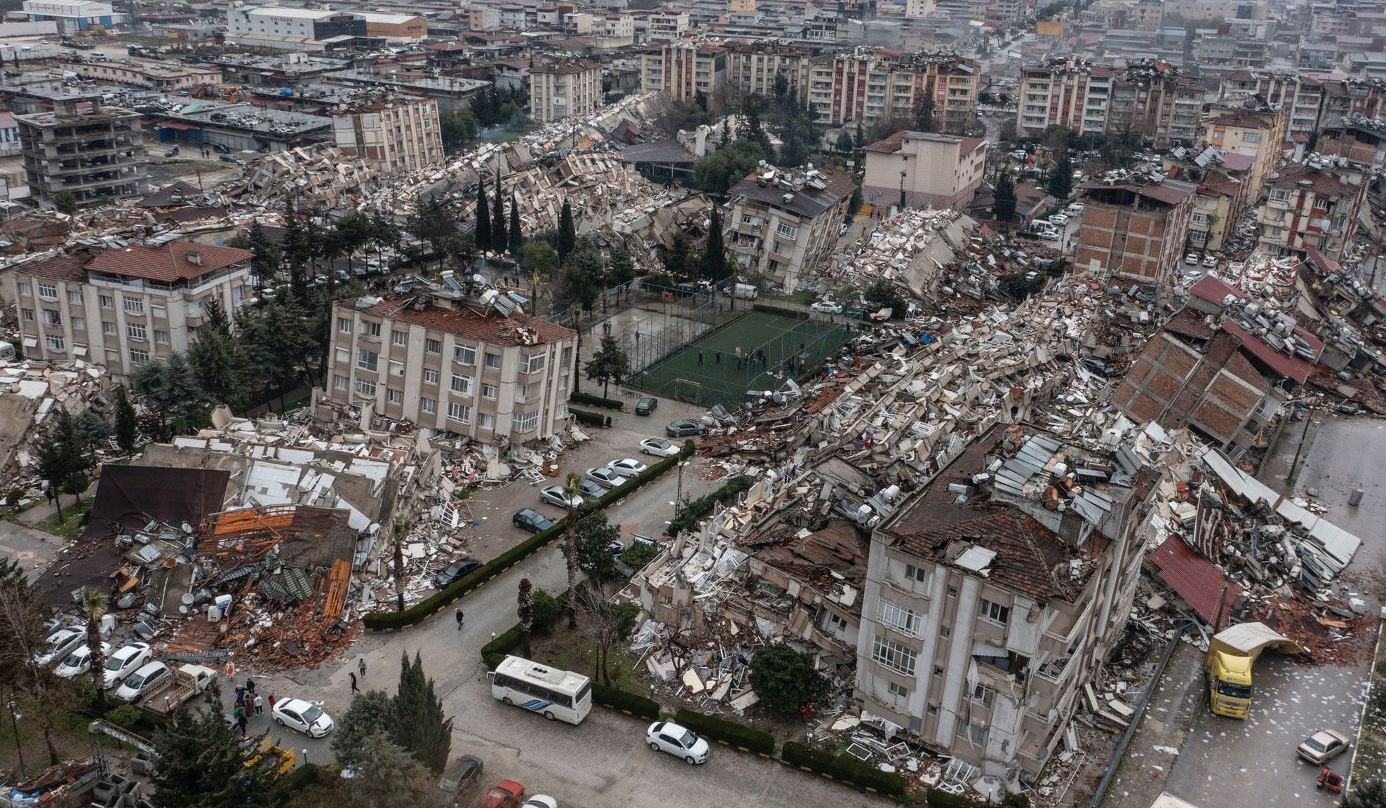 Число пострадавших в результате землетрясения в Турции достигло 3381 человека