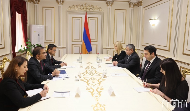 Հայաստանը շահագրգռված է՝ խորացնելու հարաբերությունները Հնդկաստանի հետ բոլոր ոլորտներում. Ալեն Սիմոնյանը՝ դեսպան Դեվալին