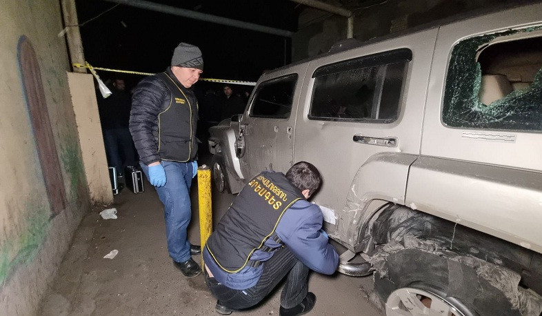 «Համմեր»-ի վարորդը վրաերթի է ենթարկել պարեկի, վնասել է պարեկային 3 և քաղաքացիների 8 մեքենա