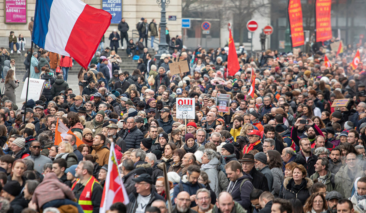New pension reform protests grip France